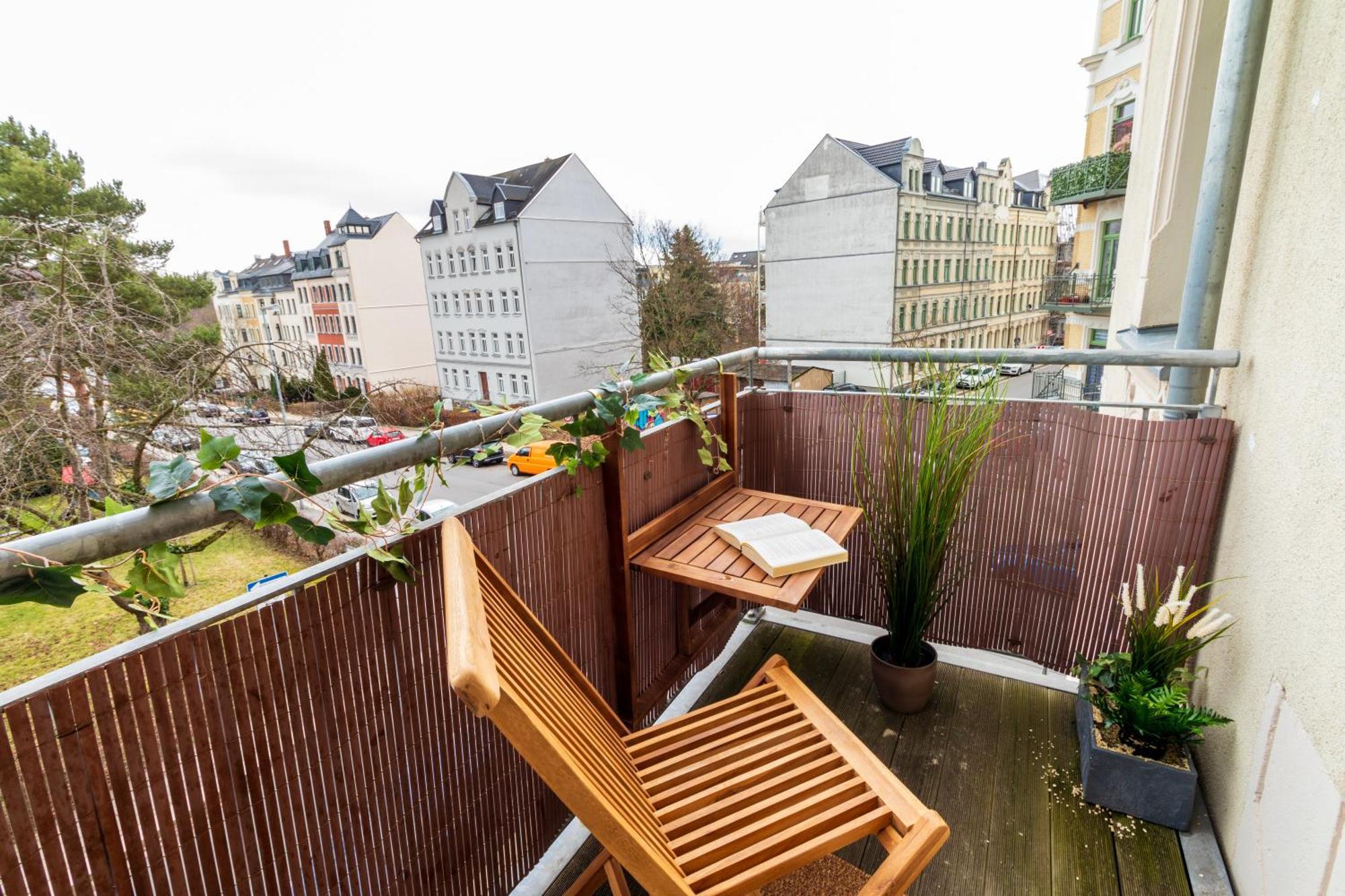 Stadtnatur Apartment Am Kuechwald - Mit Balkon, Streaming-Tv, Badewanne, Arbeitsplatz Chemnitz Exterior foto