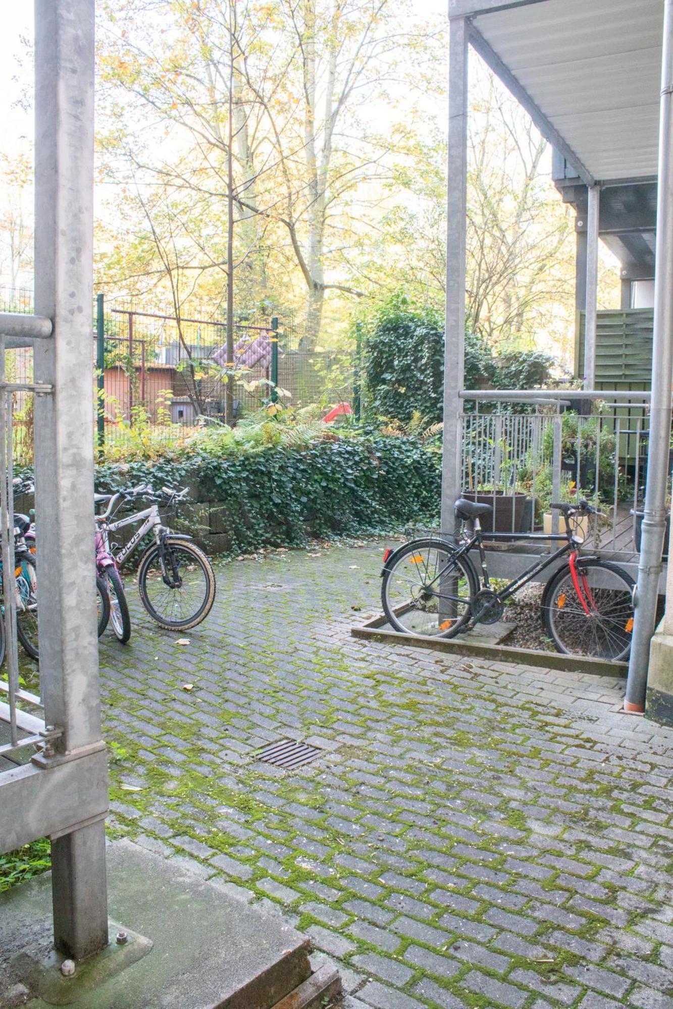 Stadtnatur Apartment Am Kuechwald - Mit Balkon, Streaming-Tv, Badewanne, Arbeitsplatz Chemnitz Exterior foto